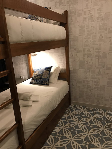 Royal Beach Hostel & Suites, Praia da Vitoria, Portugal