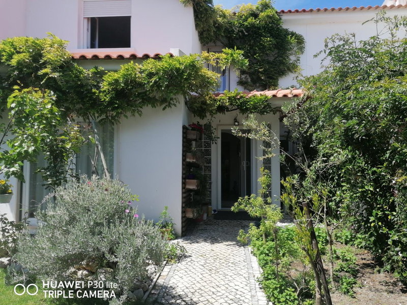 Silver Home, Nazaré, Portugal