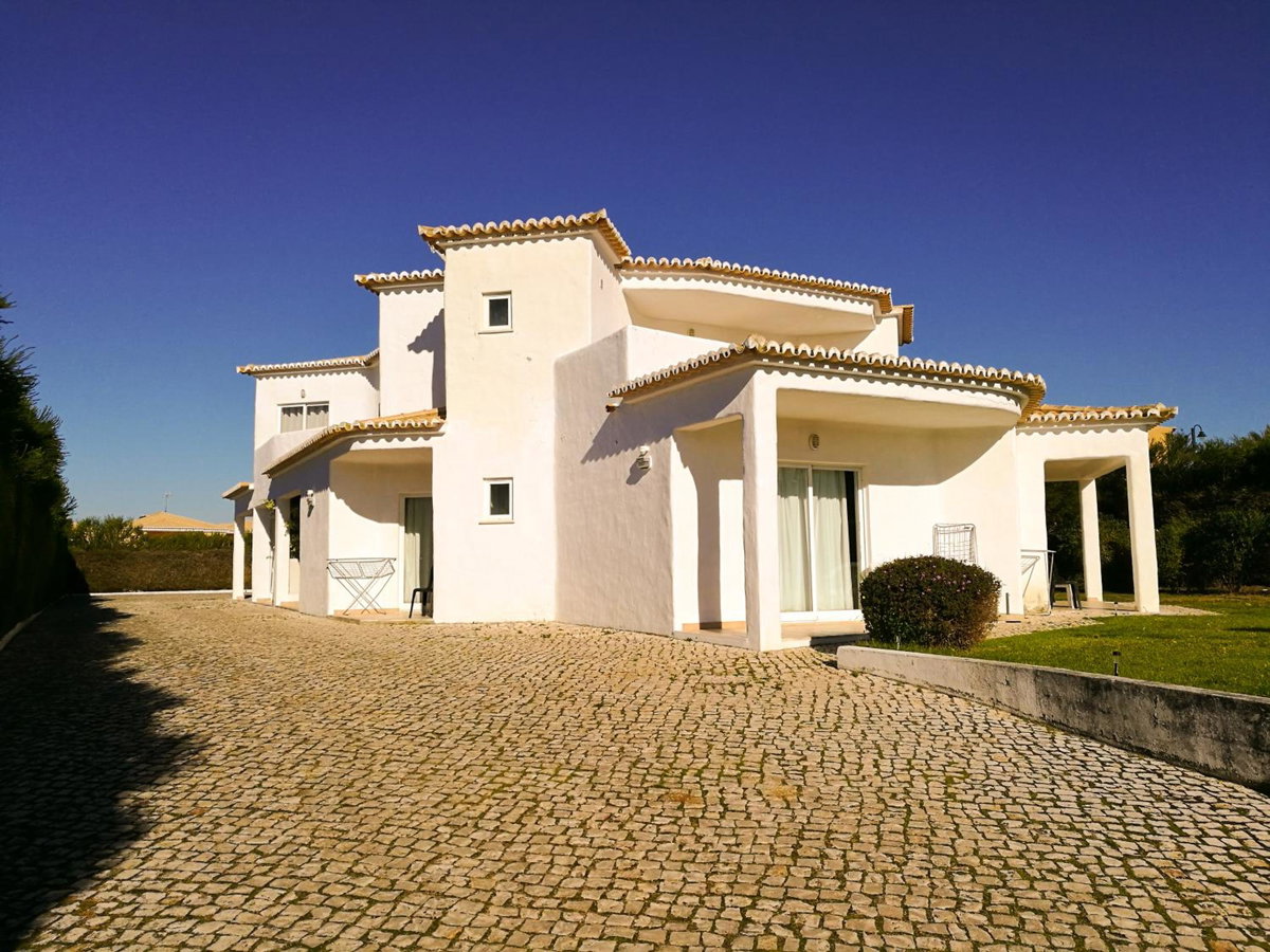 Porto Mos Residence, Portugal