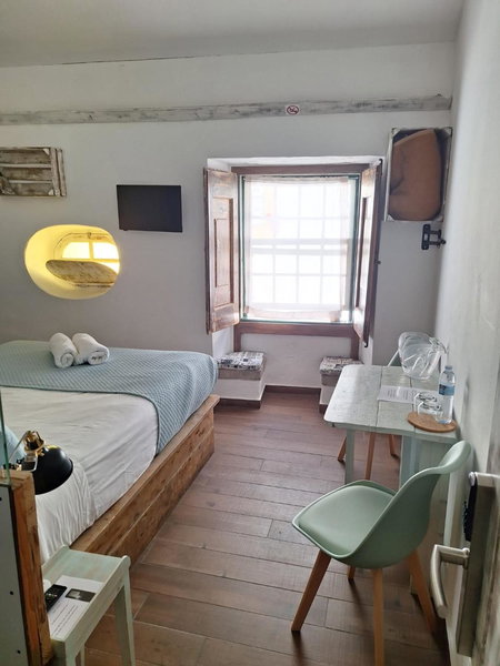 Lovin Book Guesthouse, Óbidos, Portugal