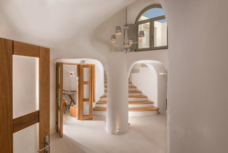 Elite Luxury Suites, Oia, Greece