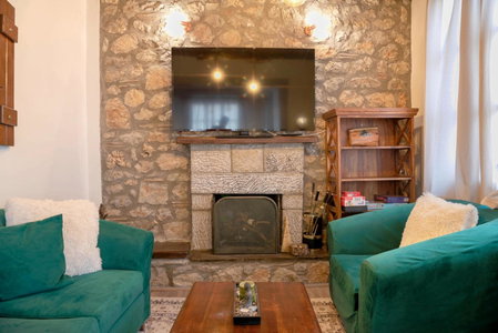 Lykovrisi Guest House, Arachova, Greece