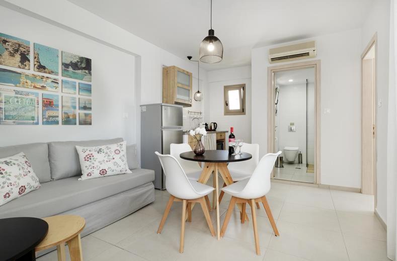 Minoa Apartments, Amoudara Herakliou, Greece