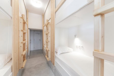 Bedspot Hostel, Fira, Greece