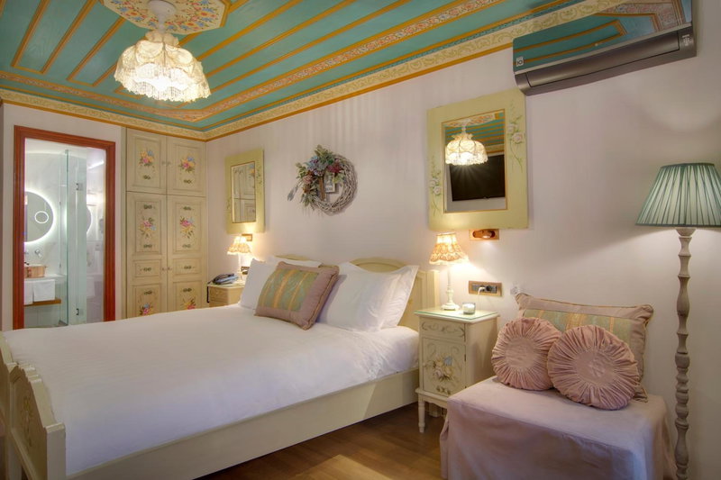 ARCHONTARIKI Historic Boutique Hotel, Ioannina, Greece