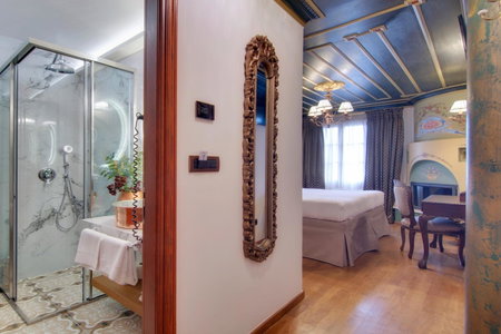 ARCHONTARIKI Historic Boutique Hotel, Ioannina, Greece