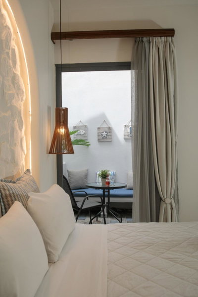 Naxos Petite Studios, Agios Prokopios, Greece