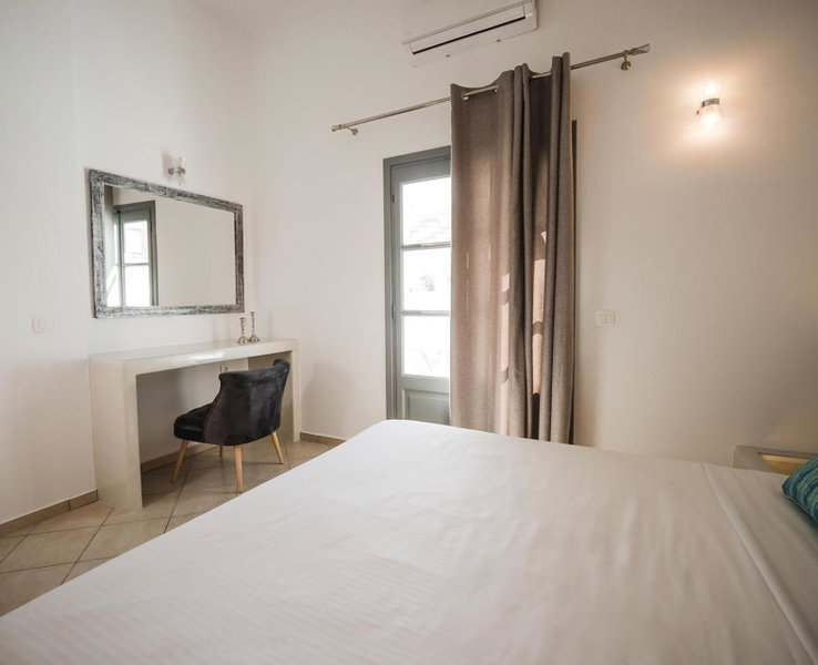Anthemis Suites, Imerovigli, Greece