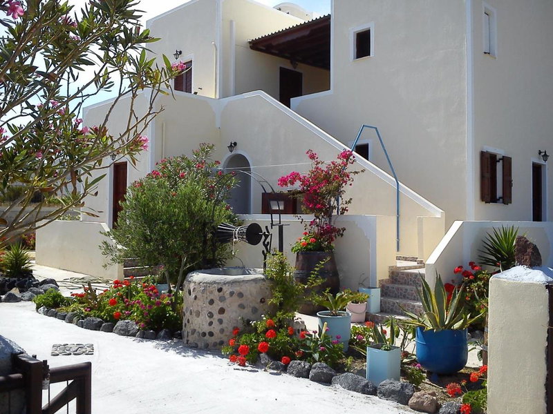 Marina's Studios, Perivolos, Greece
