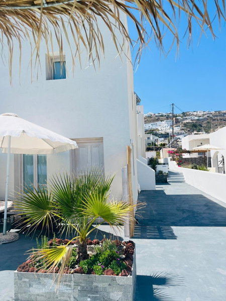 Nalu Suites, Fira, Greece