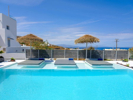 Nalu Suites, Fira, Greece