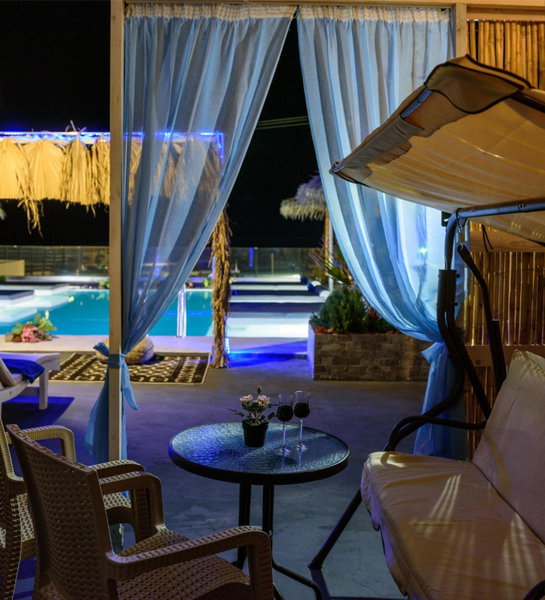 Nalu Suites, Fira, Greece