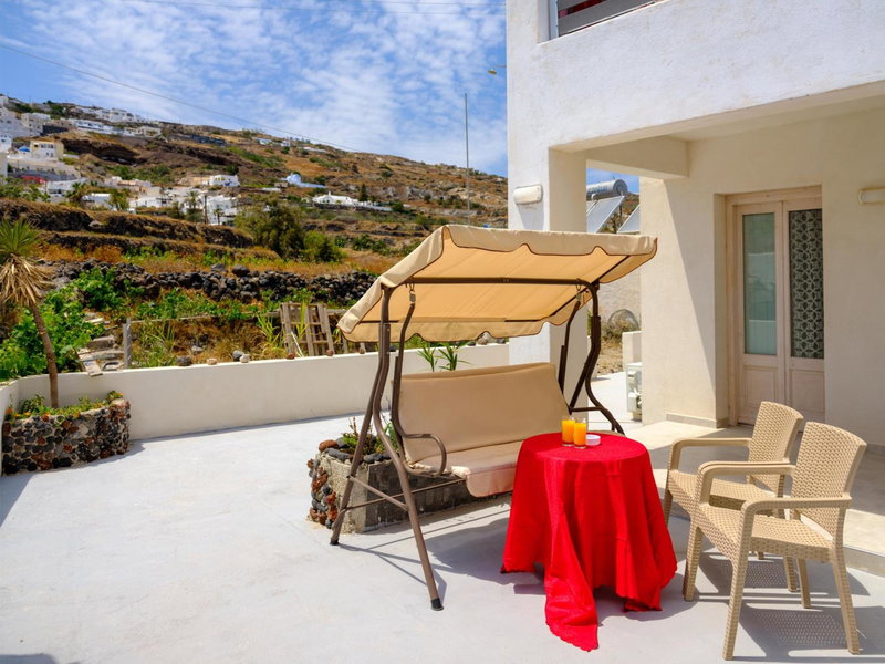 Nalu Suites, Fira, Greece