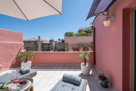 Viaggio Elegant Rooms, Chania, Greece