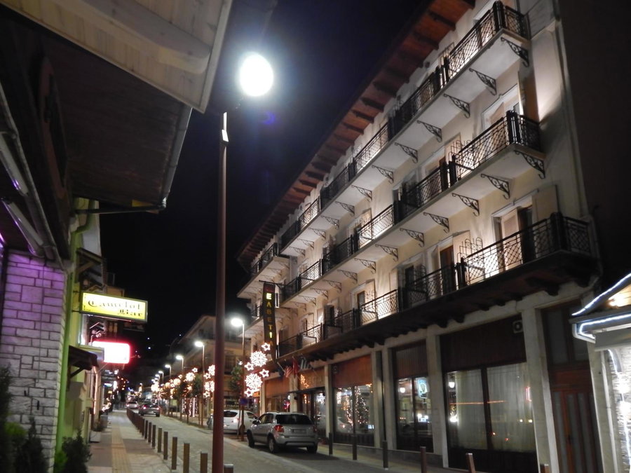 Hotel Elvetia, Karpenision, Greece