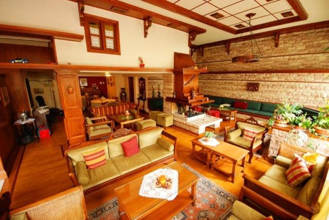 Hotel Elvetia, Karpenision, Greece