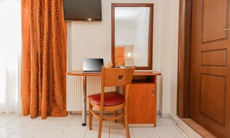 Hotel Avra, Perea, Greece