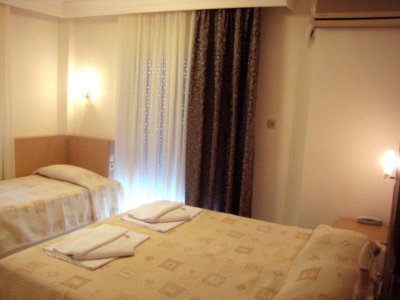 Hotel Avra, Perea, Greece