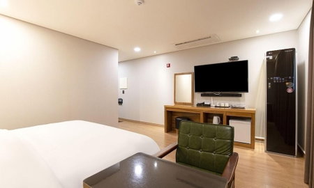 Anyang CNC Hotel, Anyang, South Korea