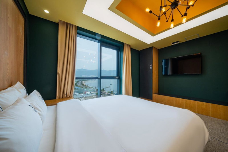 Louis Boutique Hotel, Changwon, South Korea