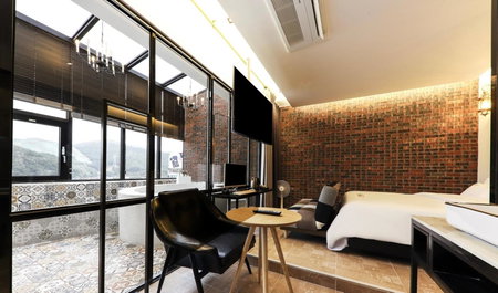 Den Basta hotel, Yangsan, South Korea