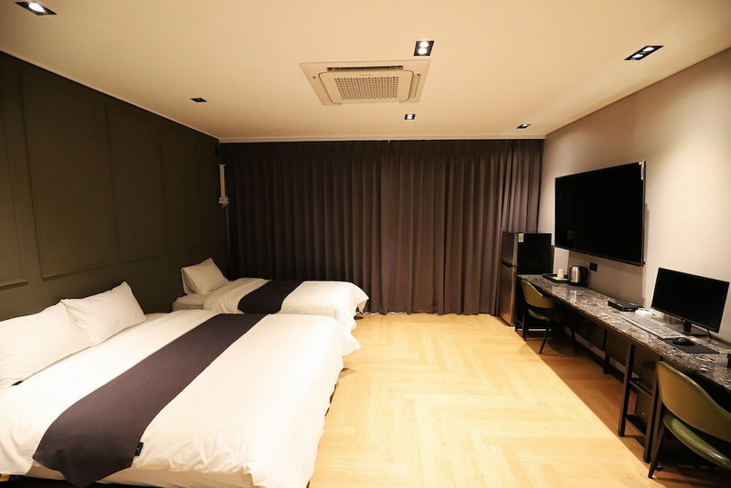 Dongducheon Hotel The Gray, Dongducheon, South Korea