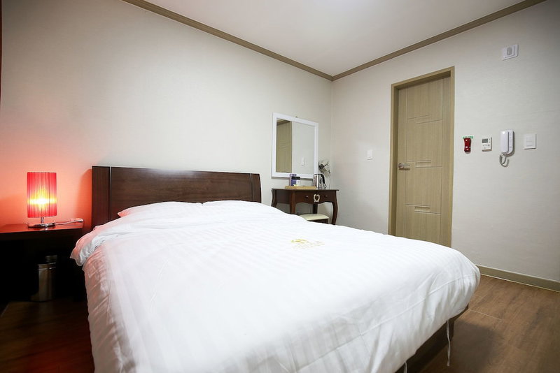 Crystal Residence Hotel, Daejeon, South Korea