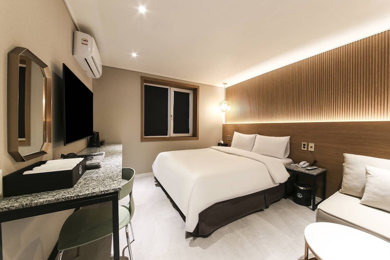 Hotel Bom, Gunsan, South Korea