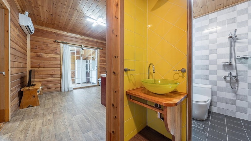 Hwacheon Parprika Yellow Pension, Hwacheon, South Korea