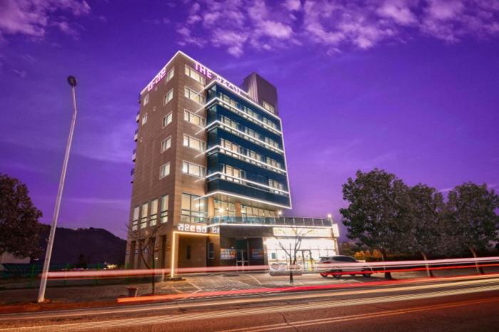 Hotel · The Raon Pension, Yeosu