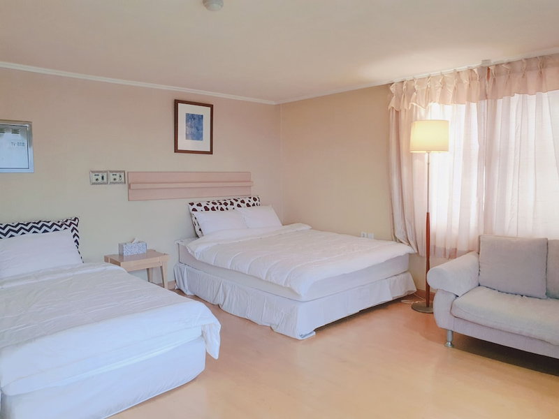 Good Inn Hotel, Seogwipo, South Korea