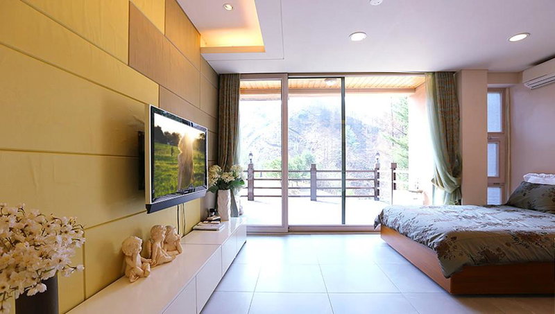 Hugel Heim Pension, Pyeongchang, South Korea