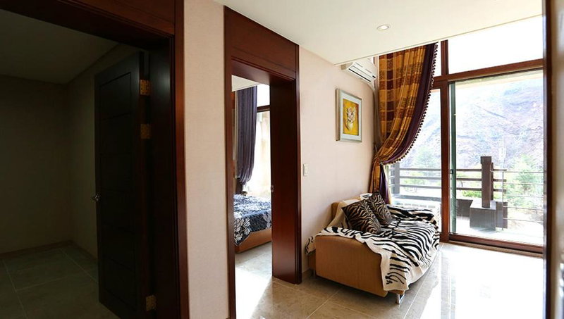 Hugel Heim Pension, Pyeongchang, South Korea
