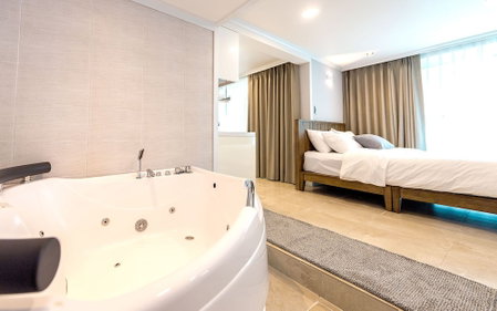 Sun Valley Pension, Yangyang, South Korea