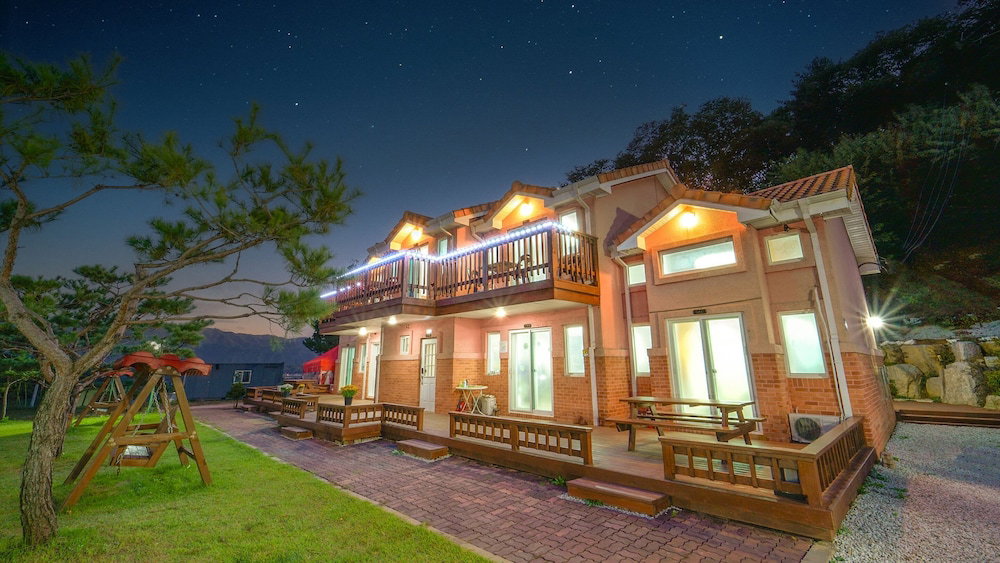 Pocheon Swimpyo Pension, South Korea