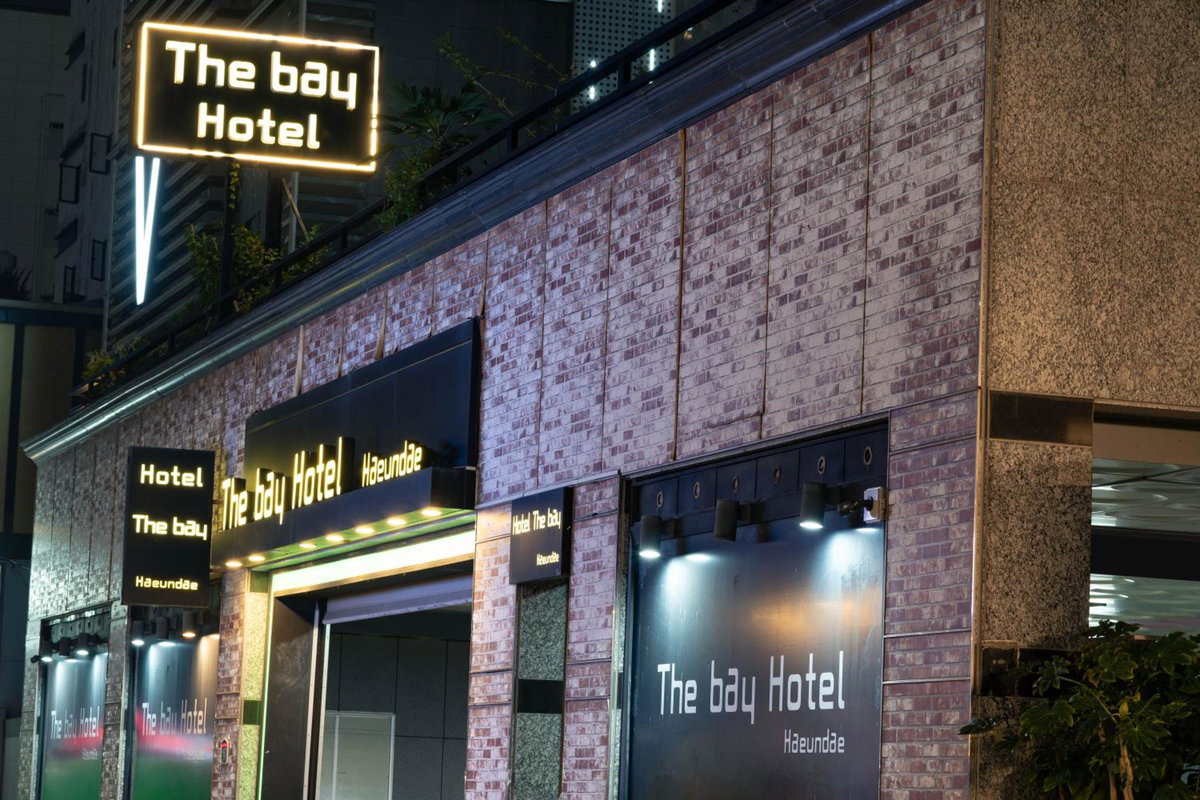 호텔 · The Bay Hotel Haeundae, Busan