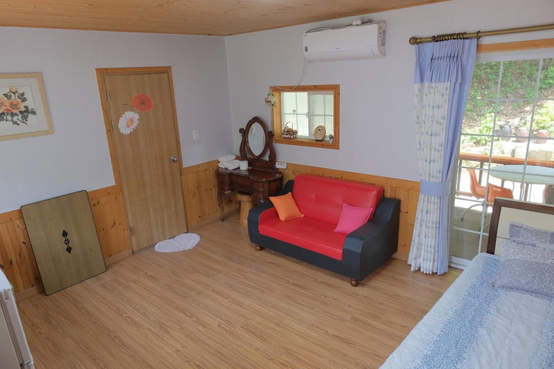 Samcheok Yeondam Pension, Samcheok, South Korea