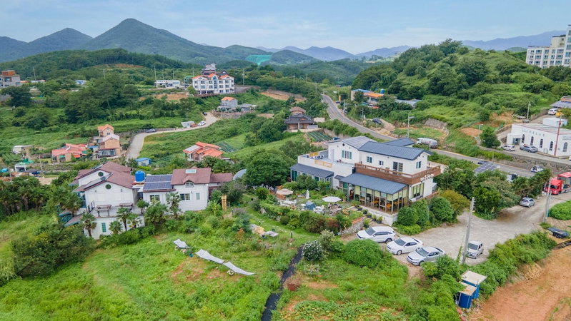 Tongyoung Mongdolhouse Pension, Tongyeong, South Korea
