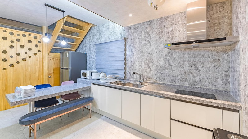 Chuncheon Poolhouse Epop, Chuncheon, South Korea