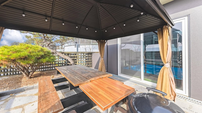 Chuncheon Poolhouse Epop, Chuncheon, South Korea