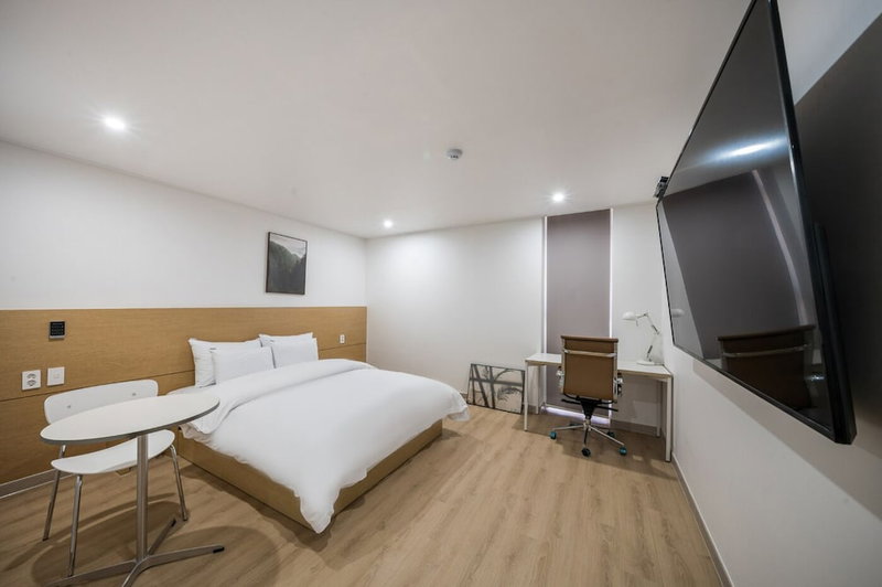 Laum Stay Business Hotel Iksan, Iksan, South Korea