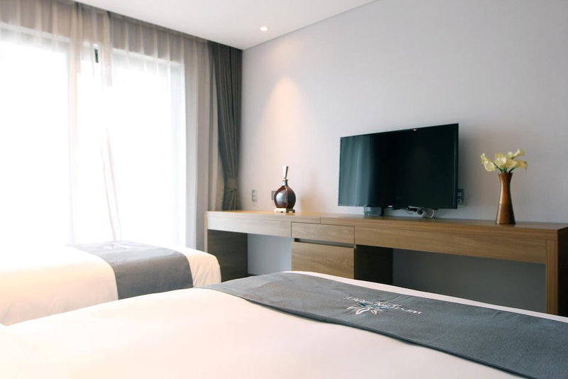 Grace Suite Hotel, Incheon, South Korea