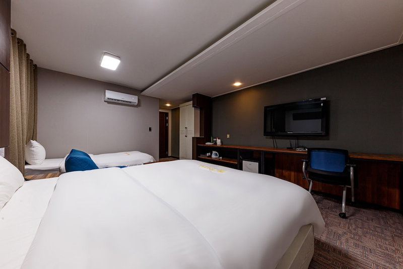 Rexhotel, Cheonan, South Korea