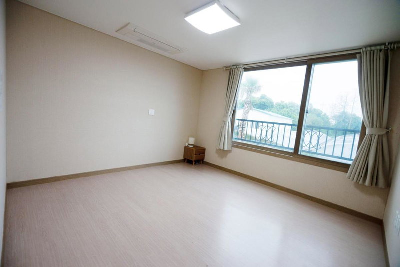 Dorami Pension, Seogwipo, South Korea