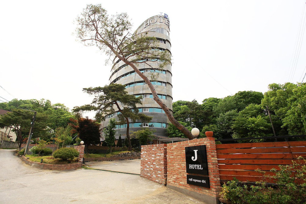 J hotel, South Korea