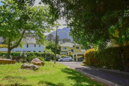 On Pinewood Guest House, Cape Town, South Africa