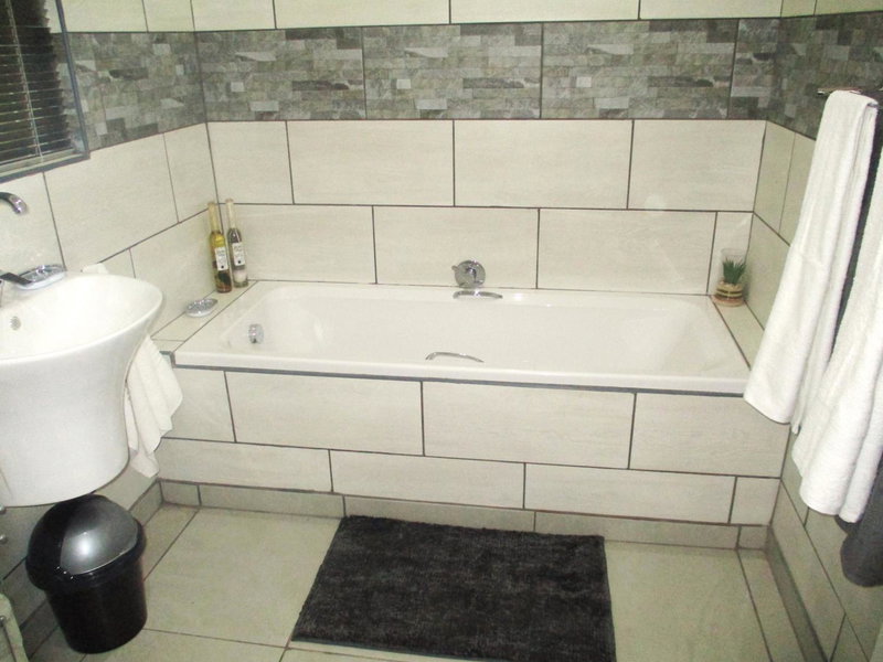 Lekker Rus, Bloemfontein, South Africa