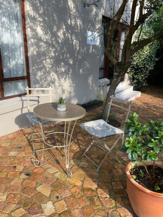 Olive Branch Cottage off grid, Benoni, South Africa