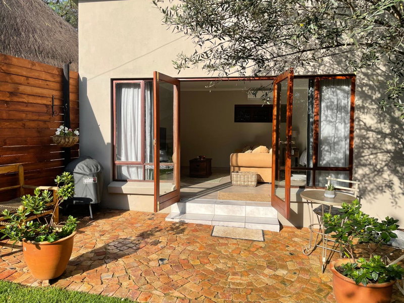 Olive Branch Cottage off grid, Benoni, South Africa