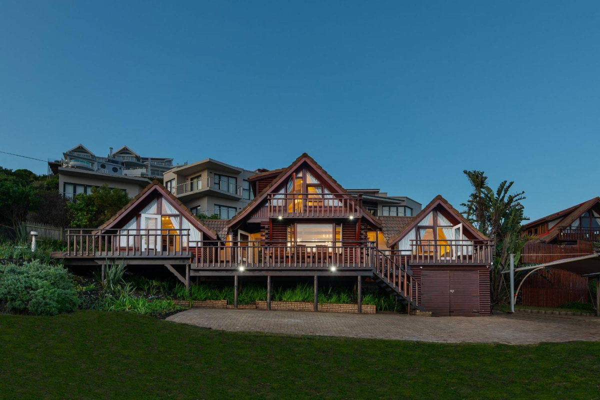 Hotel · Brenton on Sea Chalet, Knysna